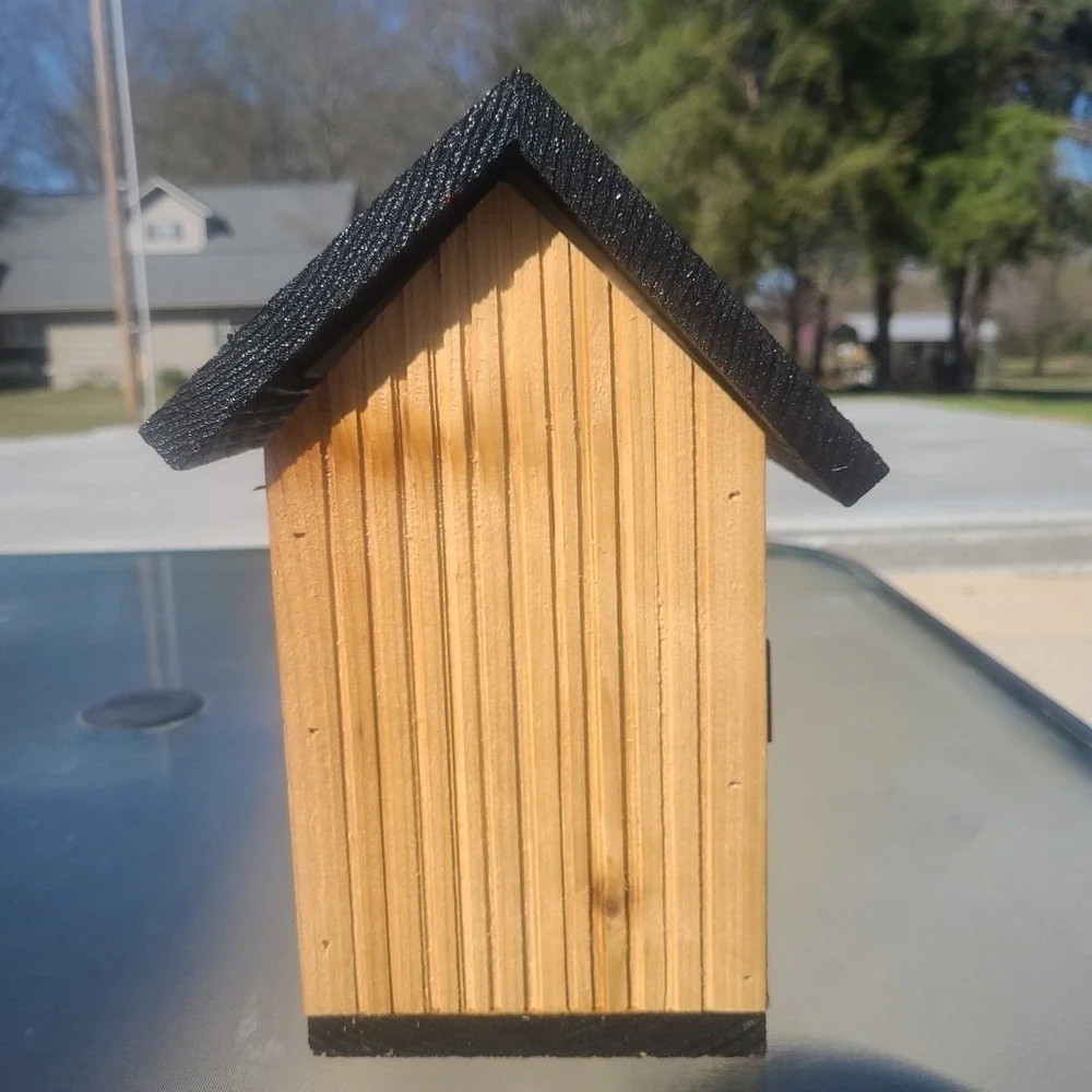 Farm House Custom Made Brand New Bird House‎ Amazing Detail & Color 11' by 11'